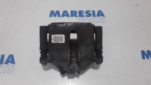 Used Front brake calliper, left Citroen DS3 (SA) 1.6 e-HDi 16V 115 Price € 13,99 Margin scheme offered by Maresia Parts