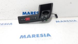 Used Panic lighting switch Peugeot Boxer (U9) 2.0 BlueHDi 130 Price € 60,50 Inclusive VAT offered by Maresia Parts