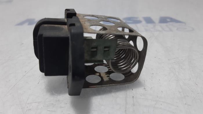 Cooling fan resistor from a Renault Kangoo Express (FW) 1.5 dCi 90 FAP 2013