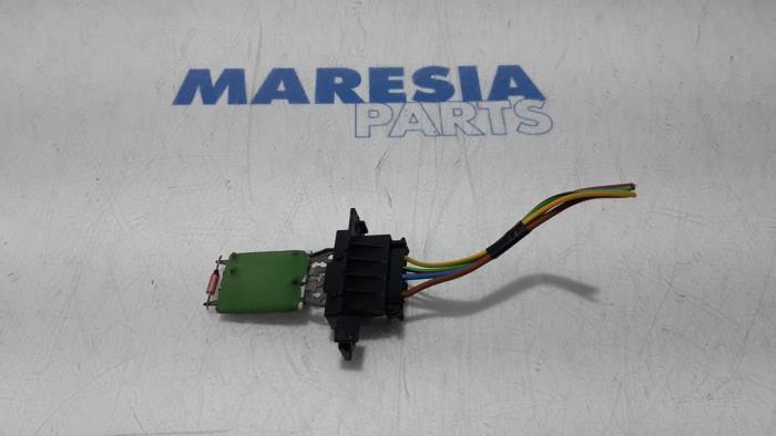 Heater resistor from a Fiat Fiorino (225) 1.3 D 16V Multijet 2013