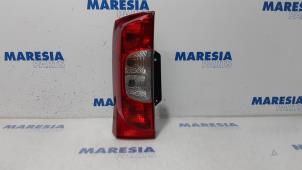 Usados Luz trasera izquierda Fiat Fiorino (225) 1.3 D 16V Multijet Precio € 35,00 Norma de margen ofrecido por Maresia Parts