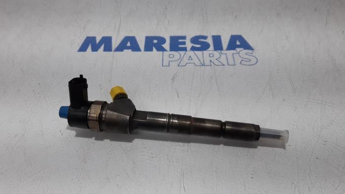 Usagé Injecteurs Alfa Romeo 159 Sportwagon (939BX) 2.4 JTDm 20V Prix € 90,00 Règlement à la marge proposé par Maresia Parts