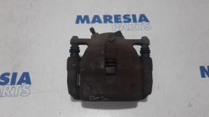 Used Front brake calliper, right Renault Kangoo Express (FW) 1.5 dCi 90 FAP Price € 40,00 Margin scheme offered by Maresia Parts