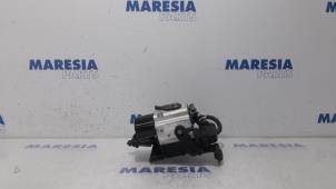Gebrauchte ABS Pumpe Fiat Croma (194) 2.2 MPI 16V Preis € 210,00 Margenregelung angeboten von Maresia Parts