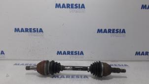 Used Front drive shaft, left Fiat Croma (194) 2.2 MPI 16V Price € 105,00 Margin scheme offered by Maresia Parts
