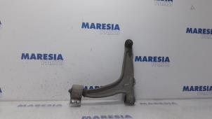 Used Front wishbone, left Fiat Croma (194) 2.2 MPI 16V Price € 35,00 Margin scheme offered by Maresia Parts