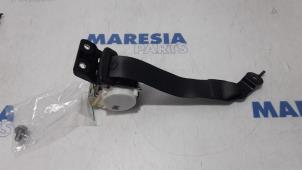 Used Rear seatbelt, right Fiat Croma (194) 2.2 MPI 16V Price € 75,00 Margin scheme offered by Maresia Parts