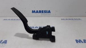 Używane Czujnik polozenia pedalu gazu Fiat Croma (194) 2.2 MPI 16V Cena € 50,00 Procedura marży oferowane przez Maresia Parts