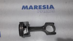 Used Piston Peugeot 208 I (CA/CC/CK/CL) 1.6 Vti 16V Price € 50,00 Margin scheme offered by Maresia Parts