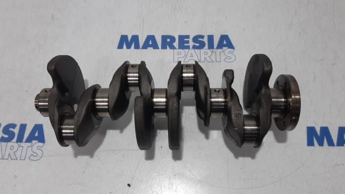 Usagé Vilebrequin Peugeot 308 (4A/C) 1.6 VTI 16V Prix € 105,00 Règlement à la marge proposé par Maresia Parts