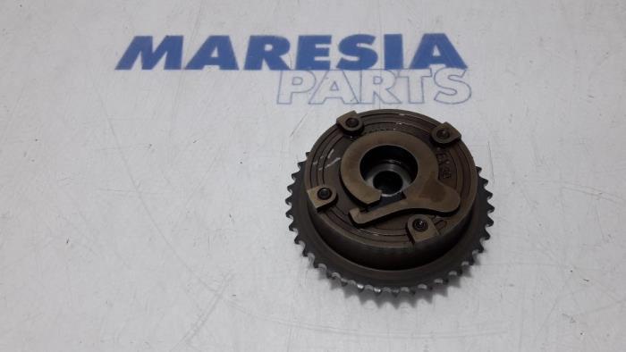 Begagnade Kamaxeldrev Peugeot 308 (4A/C) 1.6 VTI 16V Pris € 25,00 Marginaltabell erbjuds av Maresia Parts