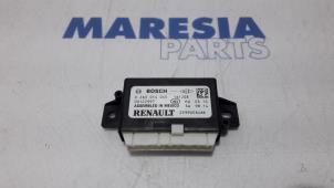 Used PDC Module Renault Clio IV Estate/Grandtour (7R) 1.5 Energy dCi 90 FAP Price € 60,00 Margin scheme offered by Maresia Parts