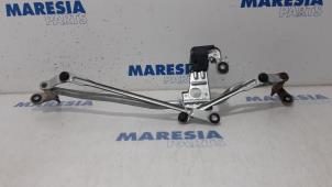 Usagé Mécanique essuie-glace Fiat Ducato (250) 2.3 D 150 Multijet Prix € 48,40 Prix TTC proposé par Maresia Parts