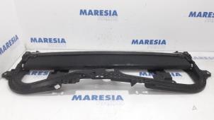 Used Sliding roof Peugeot 3008 I (0U/HU) 1.6 VTI 16V Price € 75,00 Margin scheme offered by Maresia Parts