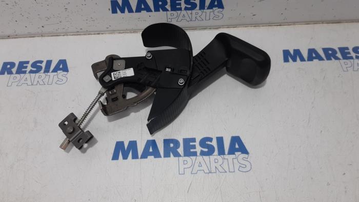Gebrauchte Handbremsgriff Fiat Panda (312) 0.9 TwinAir 60 Preis € 65,00 Margenregelung angeboten von Maresia Parts