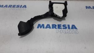 Używane Czujnik polozenia pedalu gazu Fiat Panda (312) 0.9 TwinAir 60 Cena € 50,00 Procedura marży oferowane przez Maresia Parts