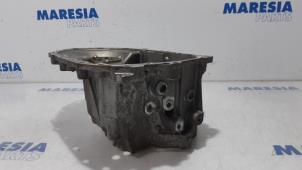 Used Gearbox casing Fiat Doblo Cargo (263) 1.3 MJ 16V DPF Euro 5 Price € 60,50 Inclusive VAT offered by Maresia Parts
