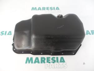Gebrauchte Ölwanne Peugeot 206 (2A/C/H/J/S) 1.6 XS,XT Preis € 50,00 Margenregelung angeboten von Maresia Parts