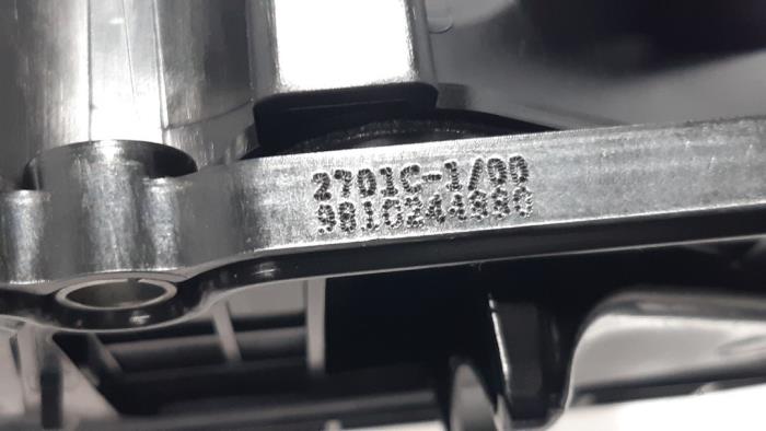 Ventildeckel van een Peugeot Partner (GC/GF/GG/GJ/GK) 1.6 BlueHDI 75 2016