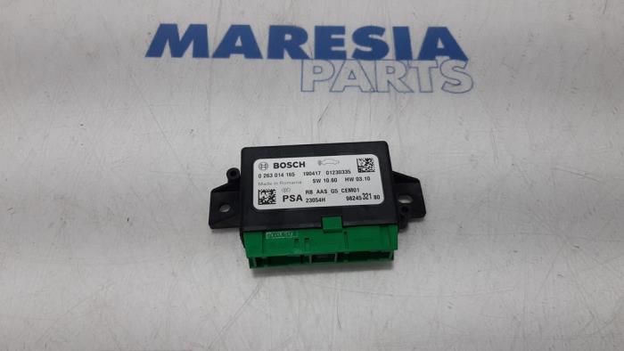 Begagnade PDC-modul Peugeot 208 I (CA/CC/CK/CL) 1.2 Vti 12V PureTech Pris € 24,00 Marginaltabell erbjuds av Maresia Parts