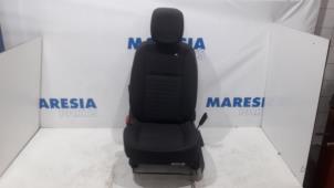 Used Seat, left Renault Scénic III (JZ) 1.2 16V TCe 130 Price € 105,00 Margin scheme offered by Maresia Parts