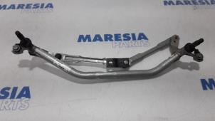 Used Wiper mechanism Peugeot 208 I (CA/CC/CK/CL) 1.2 Vti 12V PureTech Price € 24,99 Margin scheme offered by Maresia Parts