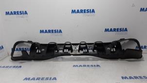 Gebrauchte Stoßstangeträger hinten Peugeot 208 I (CA/CC/CK/CL) 1.2 Vti 12V PureTech Preis € 18,99 Margenregelung angeboten von Maresia Parts