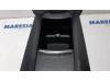 Middle console from a Peugeot 5008 I (0A/0E) 1.6 HDiF 16V 2010