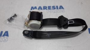Usagé Ceinture de sécurité arrière droite Peugeot 5008 I (0A/0E) 1.6 HDiF 16V Prix € 35,00 Règlement à la marge proposé par Maresia Parts