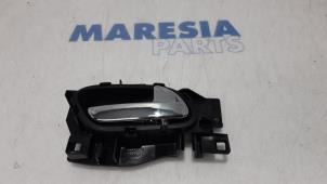 Used Rear door handle 4-door, right Peugeot 5008 I (0A/0E) 1.6 HDiF 16V Price € 25,00 Margin scheme offered by Maresia Parts