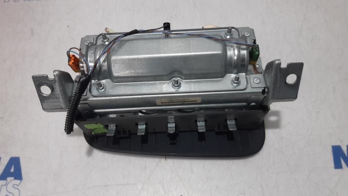 Airbag set from a Renault Clio III (BR/CR) 1.2 16V 75 2008