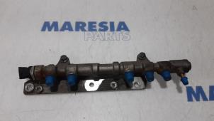 Used Fuel injector nozzle Fiat Punto III (199) 1.3 JTD Multijet 85 16V Price € 75,00 Margin scheme offered by Maresia Parts