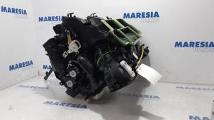 Usagé Boîtier chauffage Renault Scénic III (JZ) 1.2 16V TCe 130 Prix € 367,50 Règlement à la marge proposé par Maresia Parts