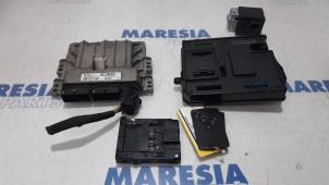 Used Engine management computer Renault Scénic III (JZ) 1.2 16V TCe 130 Price € 420,00 Margin scheme offered by Maresia Parts