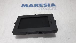 Used Navigation display Renault Scénic III (JZ) 1.2 16V TCe 130 Price € 183,75 Margin scheme offered by Maresia Parts