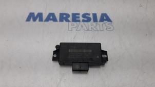Used PDC Module Renault Scénic III (JZ) 1.2 16V TCe 130 Price € 35,00 Margin scheme offered by Maresia Parts