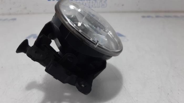 Fog light, front right from a Renault Scénic III (JZ) 1.2 16V TCe 130 2014
