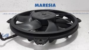 Used Fan motor Peugeot 5008 I (0A/0E) 1.6 HDiF 16V Price € 34,95 Margin scheme offered by Maresia Parts