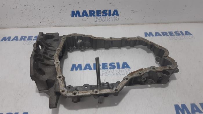 Gebrauchte Ölwanne Citroen C-Crosser 2.2 HDiF 16V Preis € 75,00 Margenregelung angeboten von Maresia Parts