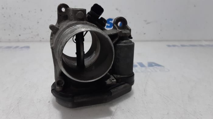 Throttle body Citroen C-Crosser 2.2 HDiF 16V - PSA326 4HN