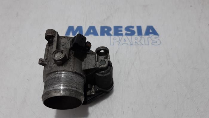 Gebrauchte Drosselklappengehäuse Citroen C-Crosser 2.2 HDiF 16V Preis € 75,00 Margenregelung angeboten von Maresia Parts