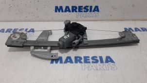 Usagé Mécanique vitre 4portes avant droite Citroen C1 1.0 12V Prix € 29,99 Règlement à la marge proposé par Maresia Parts