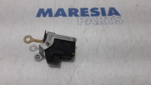 Usagé Hayon moteur Citroen C1 1.0 12V Prix € 25,00 Règlement à la marge proposé par Maresia Parts