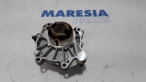 Used Vacuum pump (petrol) Alfa Romeo 159 (939AX) 1.8 TBI 16V Price € 105,00 Margin scheme offered by Maresia Parts