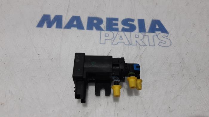 Usagé Régulateur pression turbo Peugeot 3008 I (0U/HU) 2.0 HYbrid4 16V Prix € 25,00 Règlement à la marge proposé par Maresia Parts