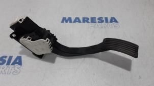 Używane Czujnik polozenia pedalu gazu Citroen Jumper (U9) 2.2 HDi 130 Cena € 60,50 Z VAT oferowane przez Maresia Parts