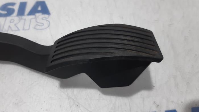 Gaspedalposition Sensor van een Fiat Doblo Cargo (263) 1.3 MJ 16V DPF Euro 5 2013