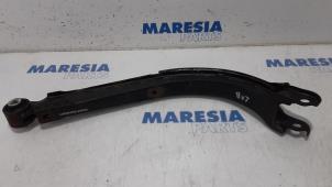 Used Rear upper wishbone, left Fiat Doblo Cargo (263) 1.3 MJ 16V DPF Euro 5 Price € 80,00 Margin scheme offered by Maresia Parts
