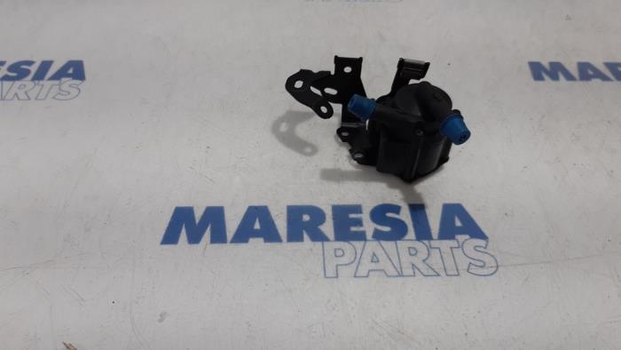 Begagnade Extra vattenpump Citroen C5 III Berline (RD) 1.6 16V THP 155 Pris € 60,00 Marginaltabell erbjuds av Maresia Parts