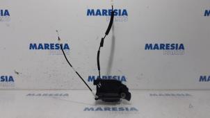 Gebrauchte Türschlossmechanik 4-türig links vorne Peugeot 308 (L3/L8/LB/LH/LP) 1.6 BlueHDi 100 Preis € 23,50 Margenregelung angeboten von Maresia Parts